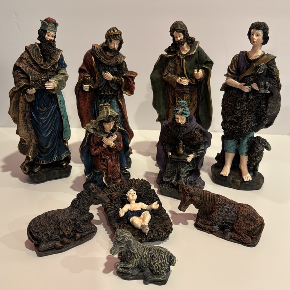 International Silver Company Resin Christmas Nativity 10 Piece Set Vintage